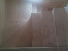 Лестницы деревянные на заказ Обнинск