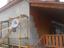 обшивка фасада дома Малояровлавец