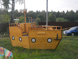 корабль для детей из дерева